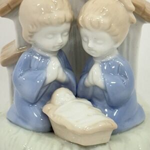 Vintage Maruho Japan Nativity Music Box Porcelain Christmas Holiday Silent Night